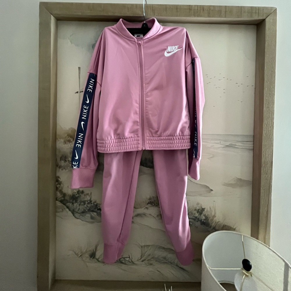 Girls Nike track suit. Size medium